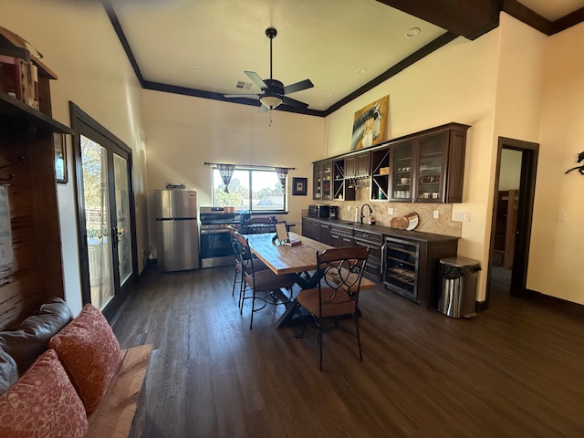 Interior accommodations at Vaquera Ranch
